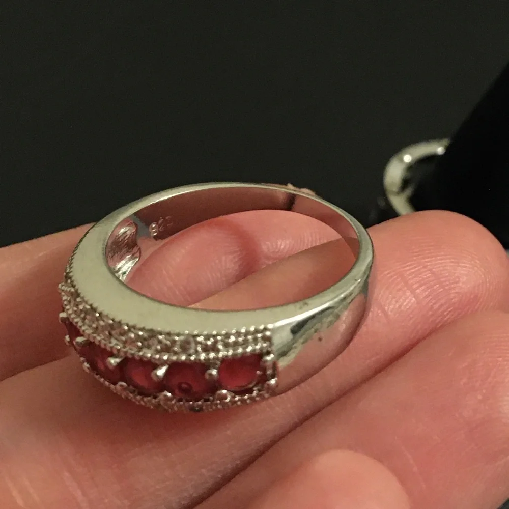 unbranded classic silver